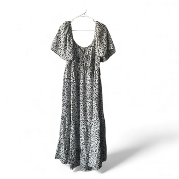 Blush Dresses & Skirts - Blush (maternity) Black and White Flutter Sleeve Sundress